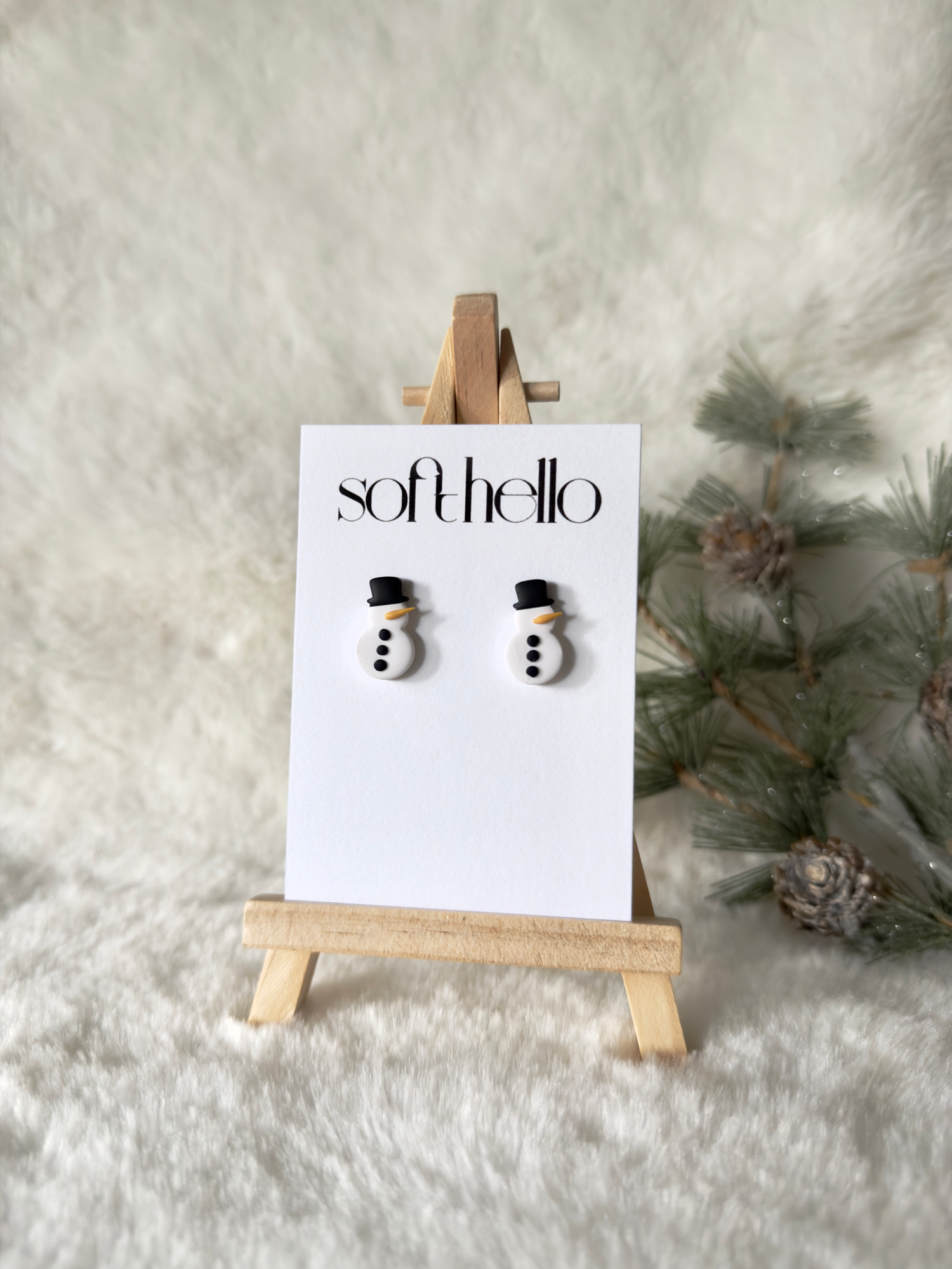 Snowman Studs