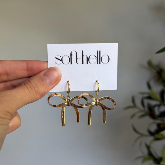 18k Gold Plated Snake Chain Bow Huggie Earrings